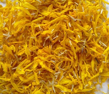 Dried Marigold Petals
